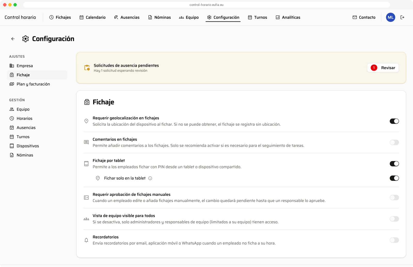 Ajustes de fichaje: geolocalización, tablet, aprobaciones y recordatorios